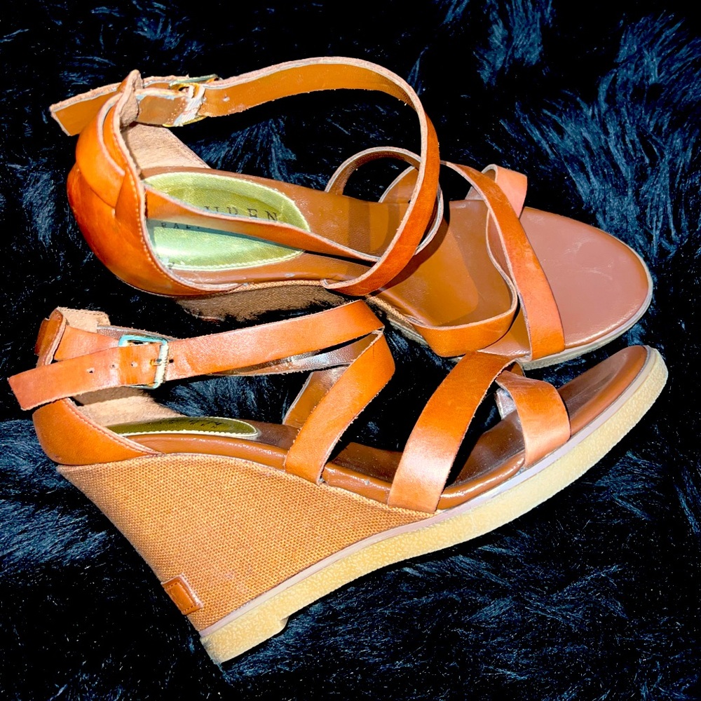 Size 8M Brown Ralph Lauren Women Heel Sandals. Brand New.